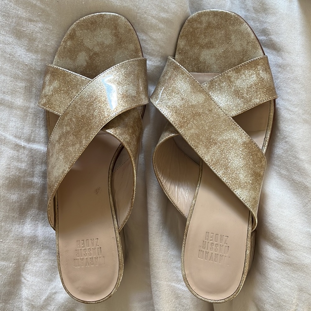 Maryam Nassir Zadeh golden heeled mule. Size 37
